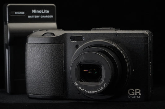 Ricoh GR Digital IV 10.4MP Digital Camera Black US STOCK #9741