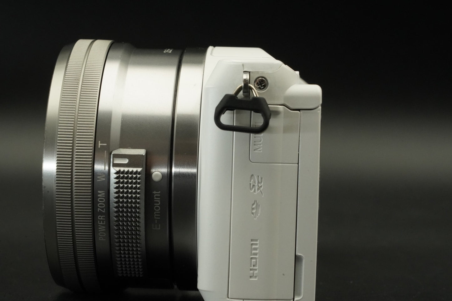 Sony Alpha a5100 Mirrorless Digital Camera White -4427 cuts- #11819