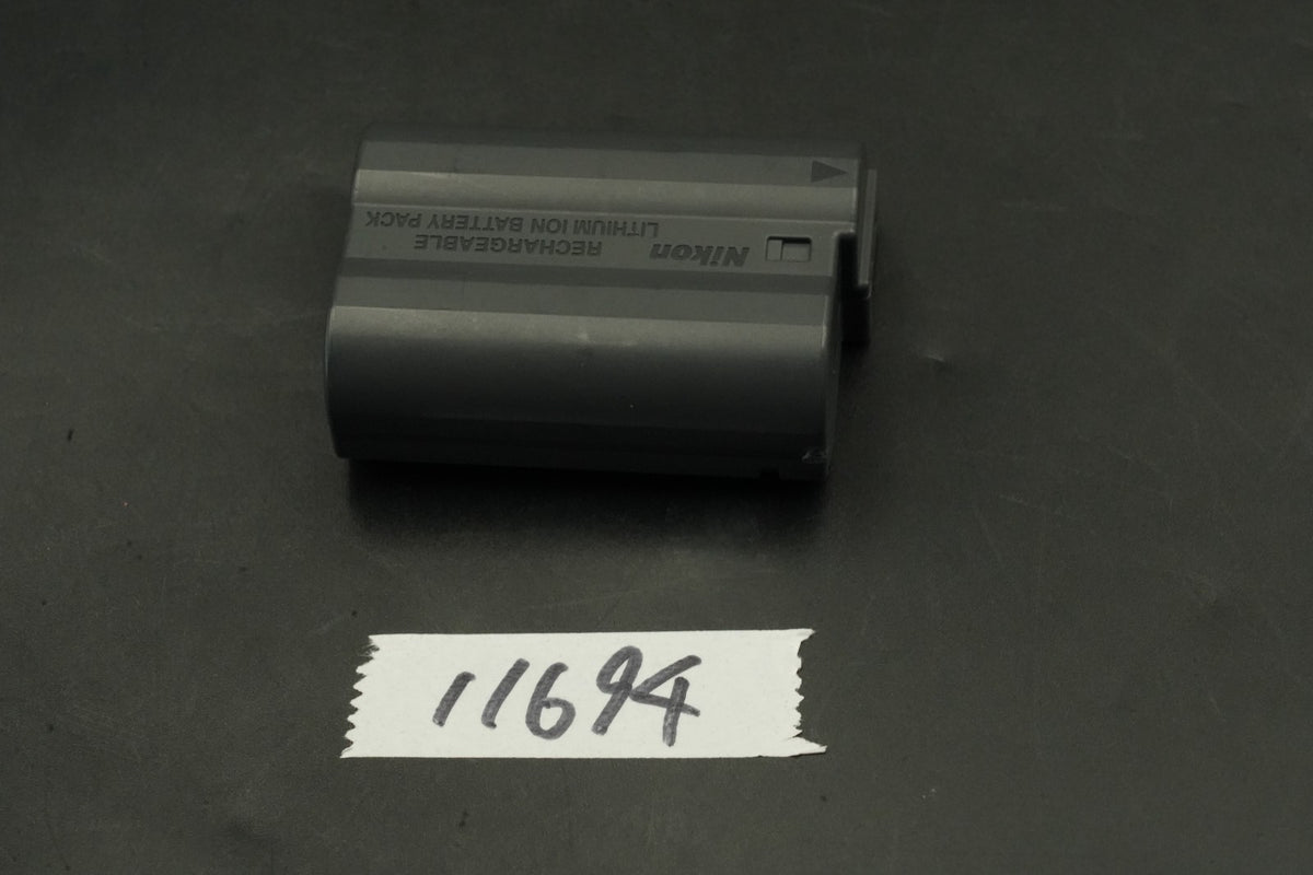 Nikon Z7 45.7MP Spiegellose Vollformatkamera Body -11983 Schnitte- #11694