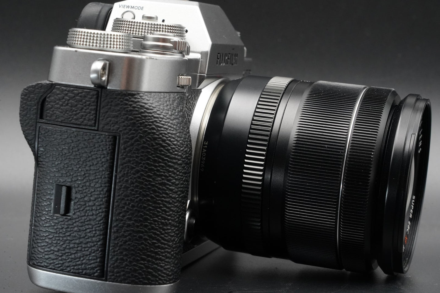 1695 cuts! Fujifilm X-T3 Mirrorless Digital Camera Silver with Lens 10702