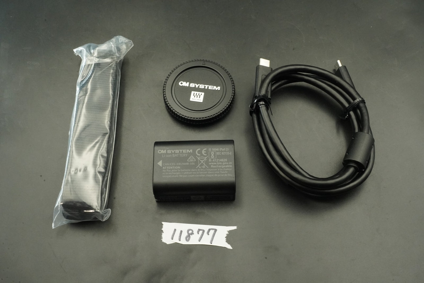 OM SYSTEM OM-3 Mirrorless Camera Silver -998 cuts- #11877