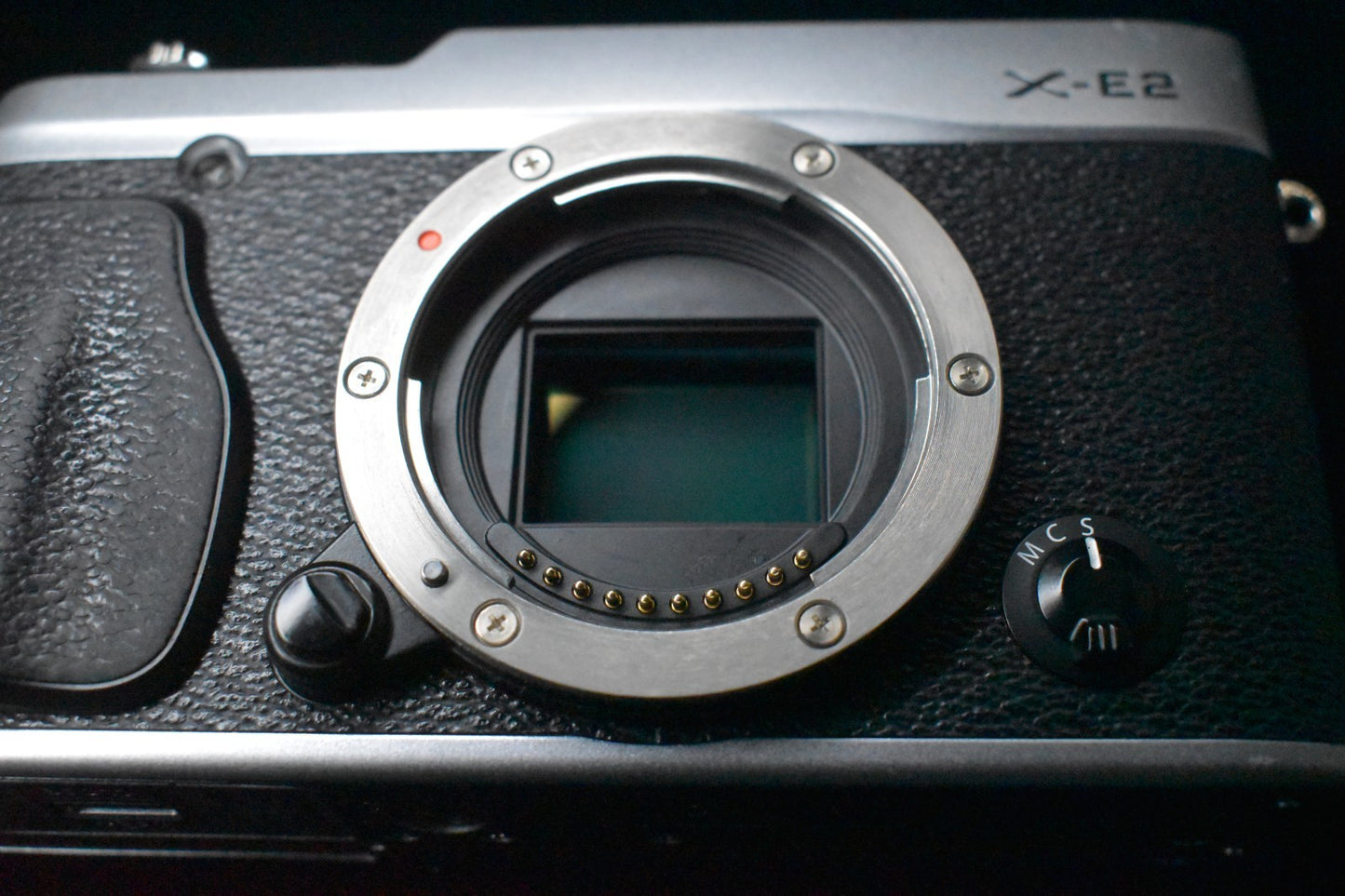 Fujifilm X-E2 Mirrorless Digital Camera Silver Used US Duty Paid 7992