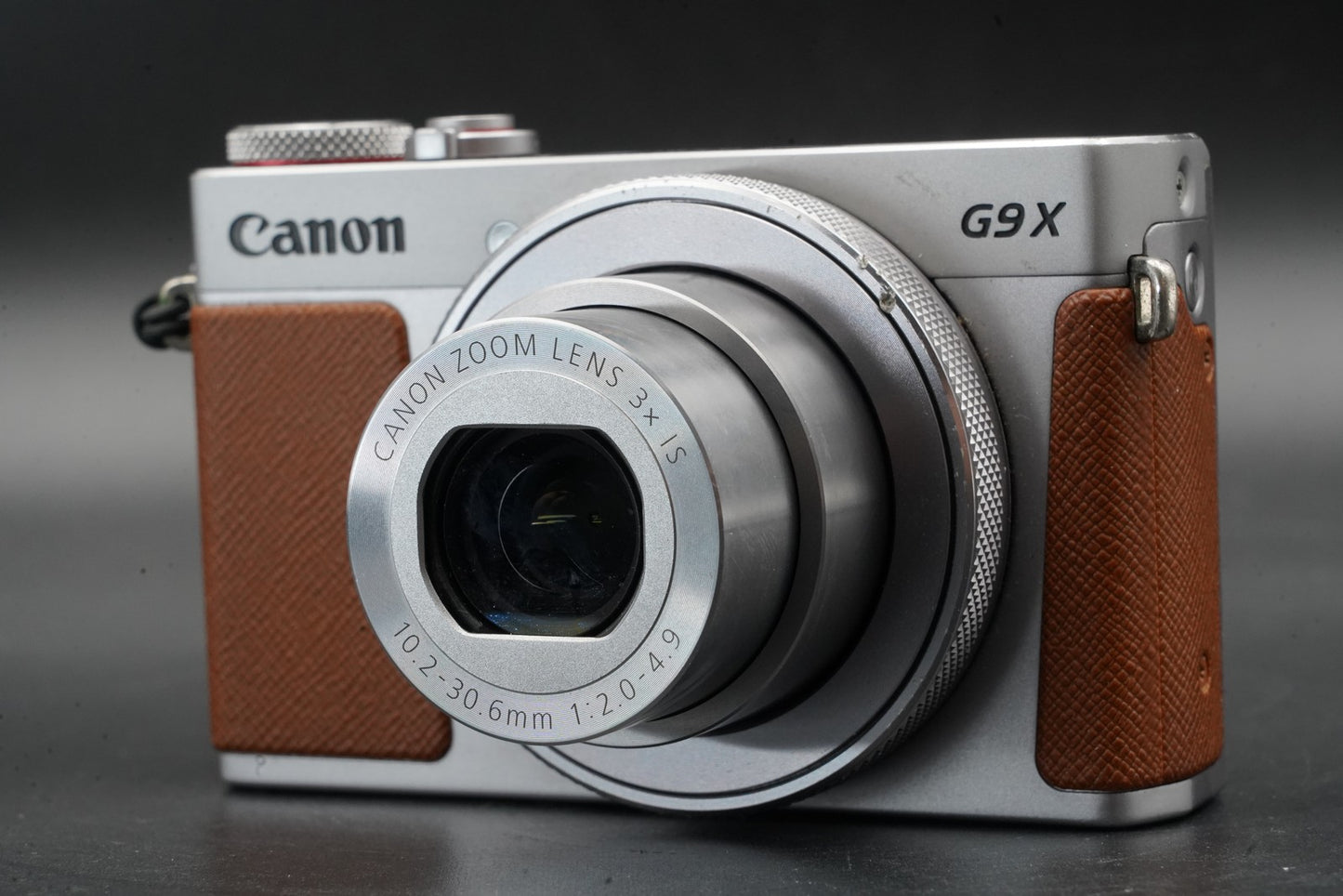 Canon Powershot G9X Mark II 20.1MP Silver Digital Camera US Duty Paid 11128