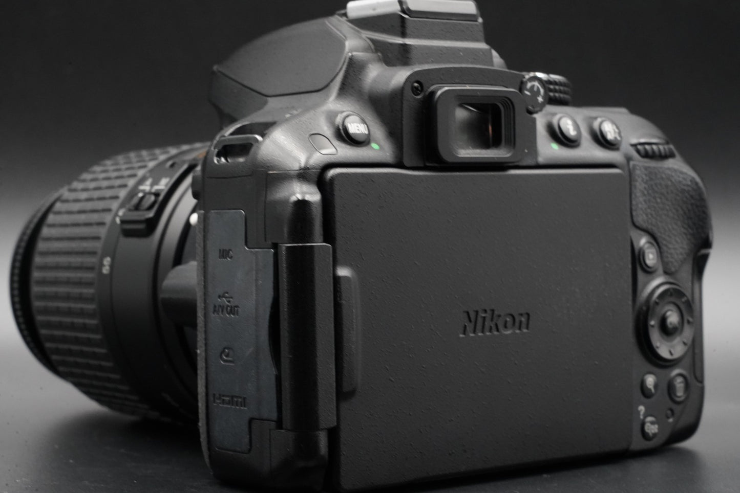 Nikon D5300 24.2 MP DSLR Digital Video Camera with Lens US Duty Paid 10523