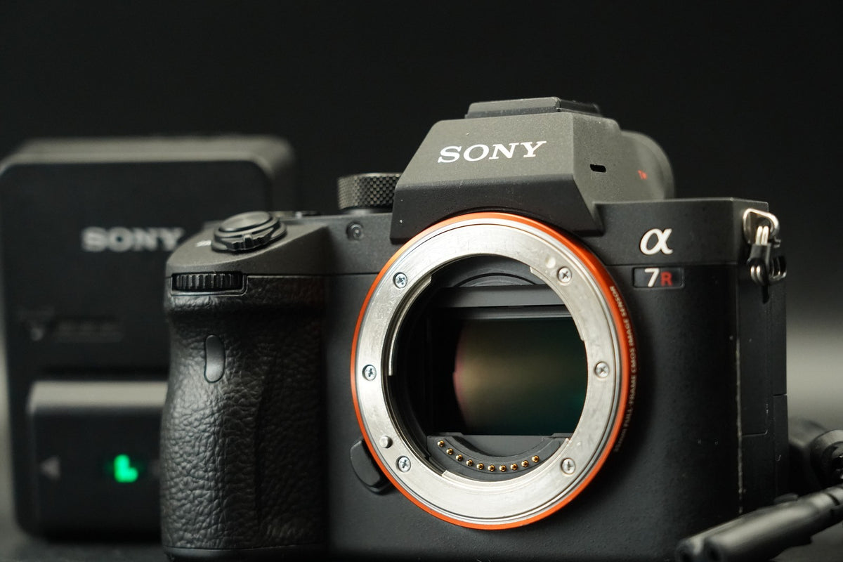 Sony A7R III ILCE-7RM3 Mirrorless digital camera English OK -226989 cut- #12076