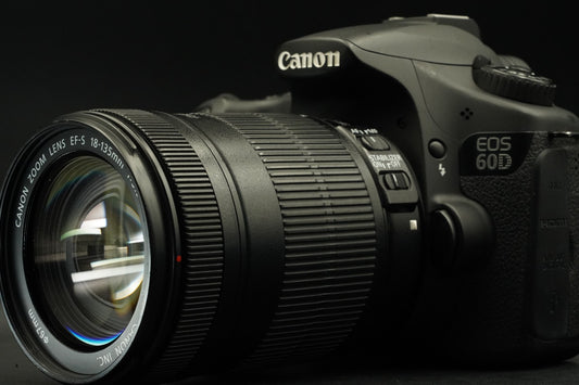 Canon EOS 60D DSLR 18MP w/ EF-S 18-135mm IS Camera -4432 cuts- US STOCK #11600