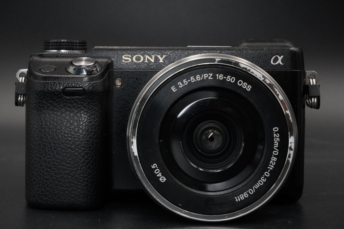 Sony α NEX-6 Digital Camera w/ 16-50mm  55-210mm Lens PZ Lens US STOCK #10922