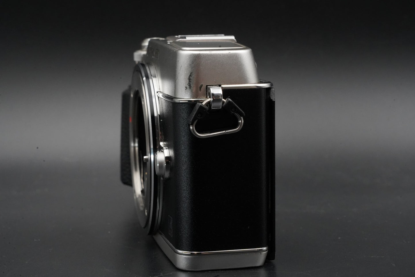 Olympus PEN E-P5 Silver Body Wifi Digital Camera Japan US Duty Paid 10762
