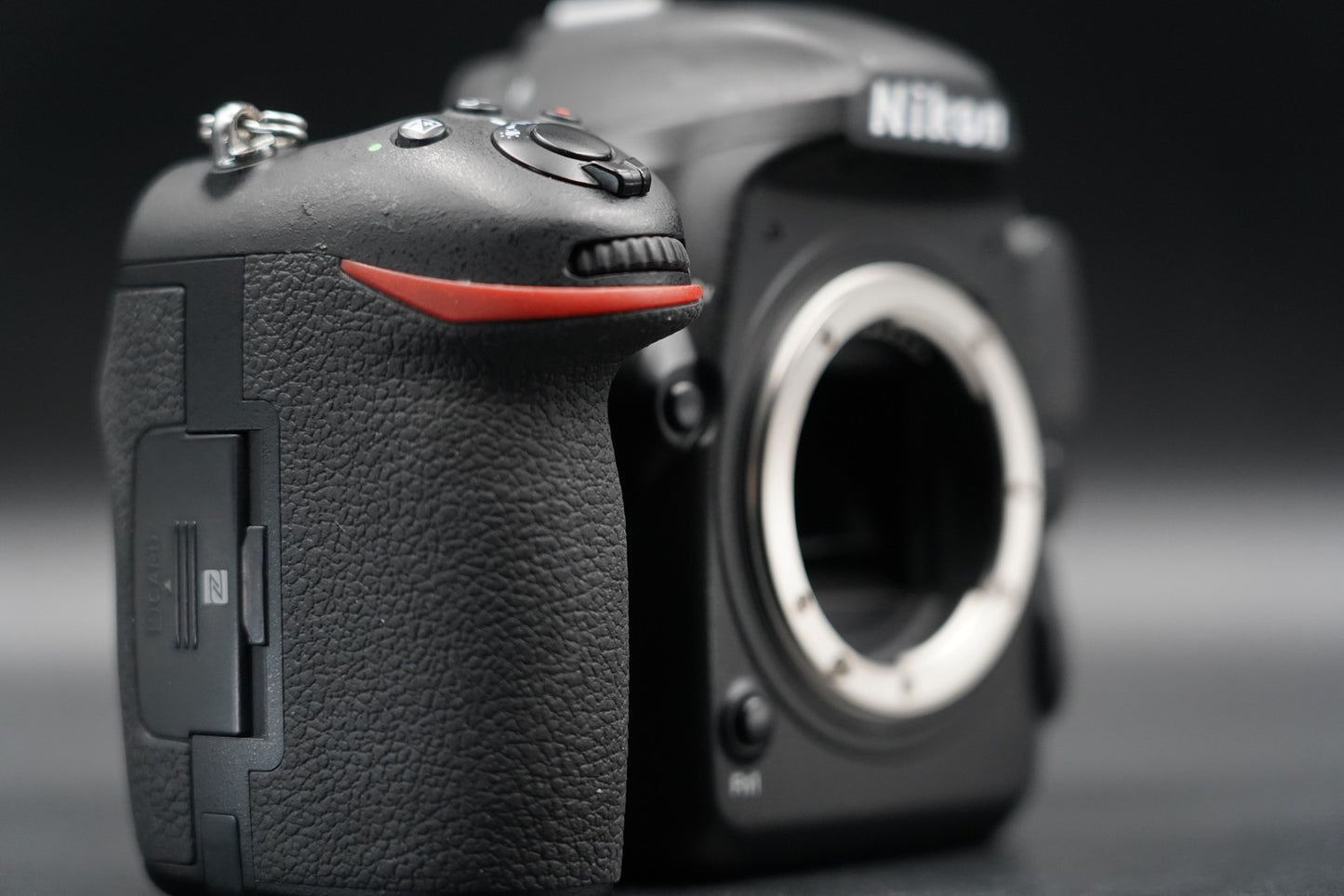 Nikon D500 20.9MP Digital SLR Camera Body US Duty Paid 11270