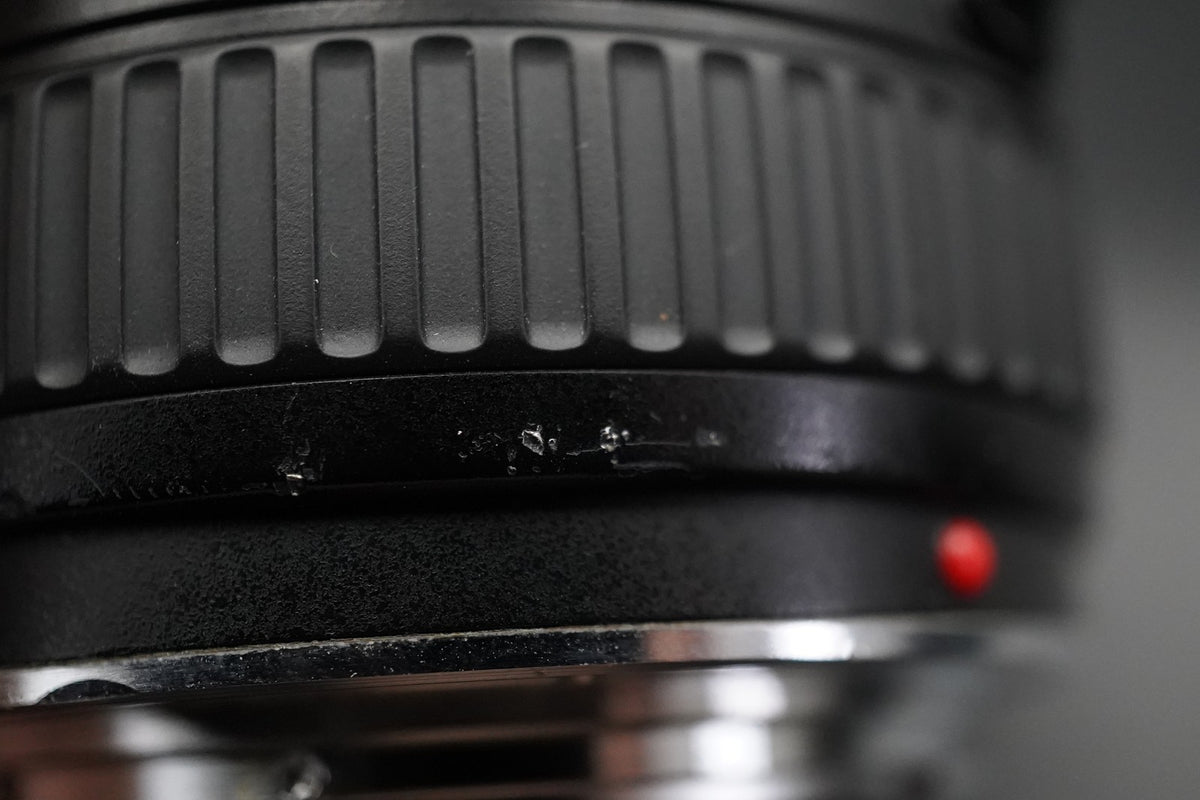Canon EF 20-35mm f/2.8 L Wide angle Zoom Lens US STOCK #10867