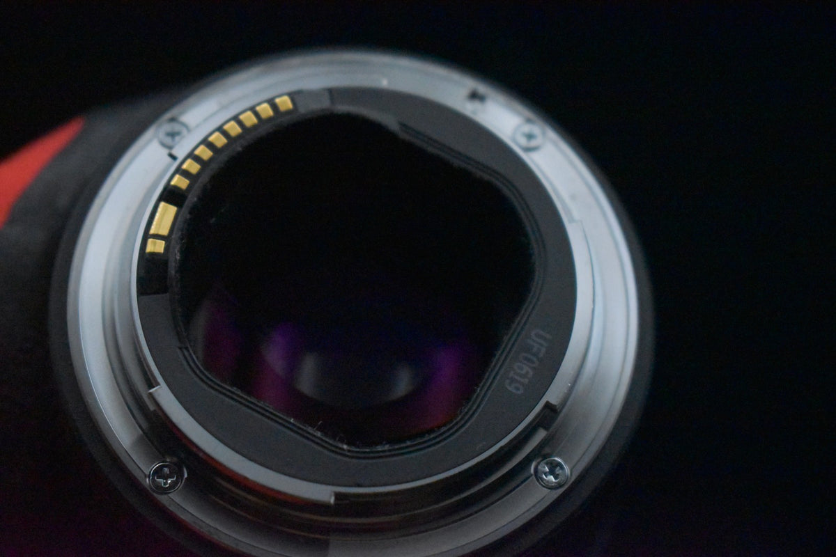 Canon EF 135mm f/2 L USM Telephoto Lens Hood USA Seller Duty Paid #9372