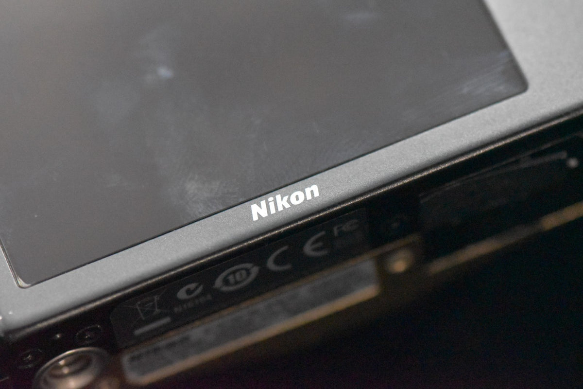 Nikon COOLPIX S8100 Compact Digital Camera 10x Wide Gold US STOCK #7406