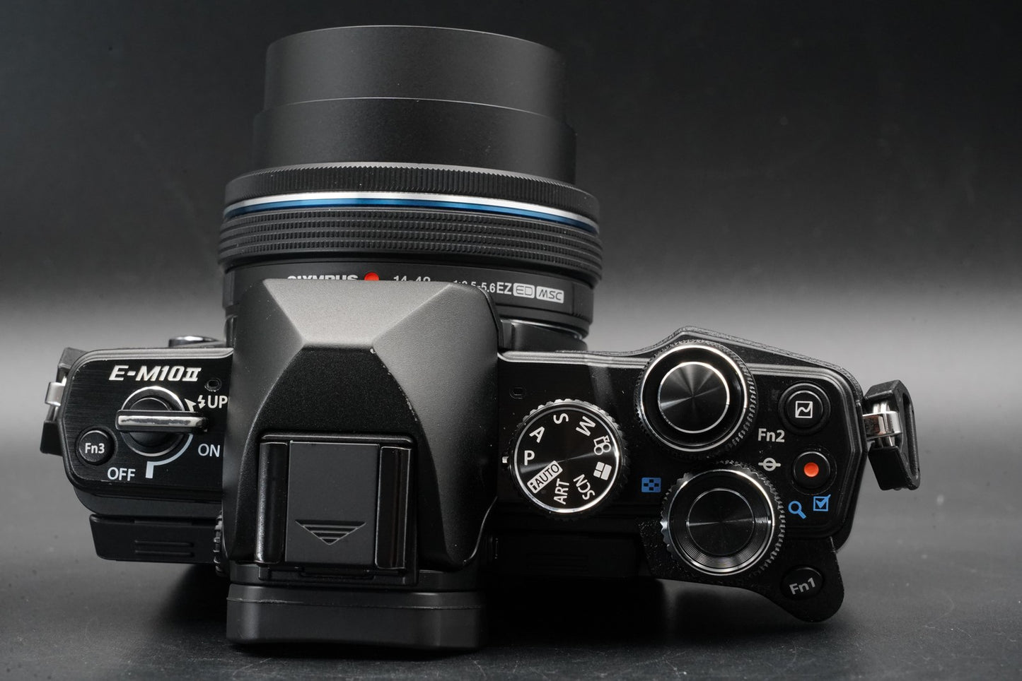6402 cuts! Olympus E-M10 Mark II Digital Camera Black w/ 2 Lens 11356