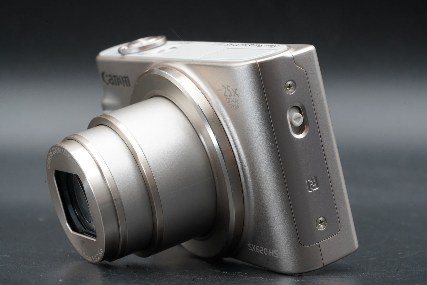 Canon PowerShot SX620 HS Digital Camera Silver ALMOST UNUSED 11118
