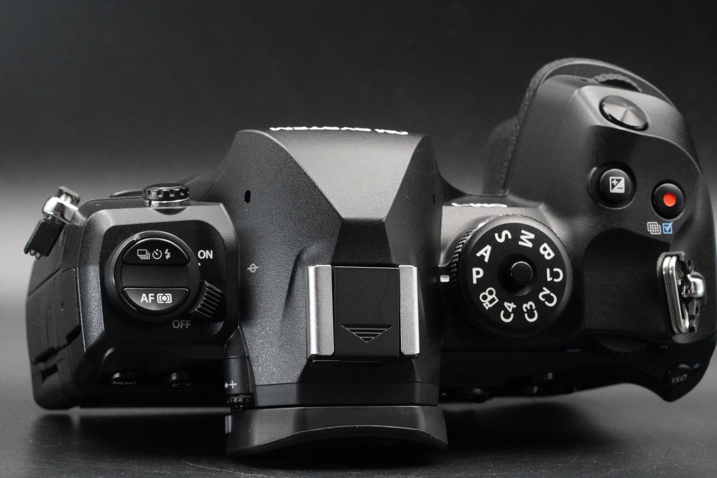 3765 cuts! OM SYSTEM OM-1 Mark II Mirrorless Camera US DUTY PAID 11088
