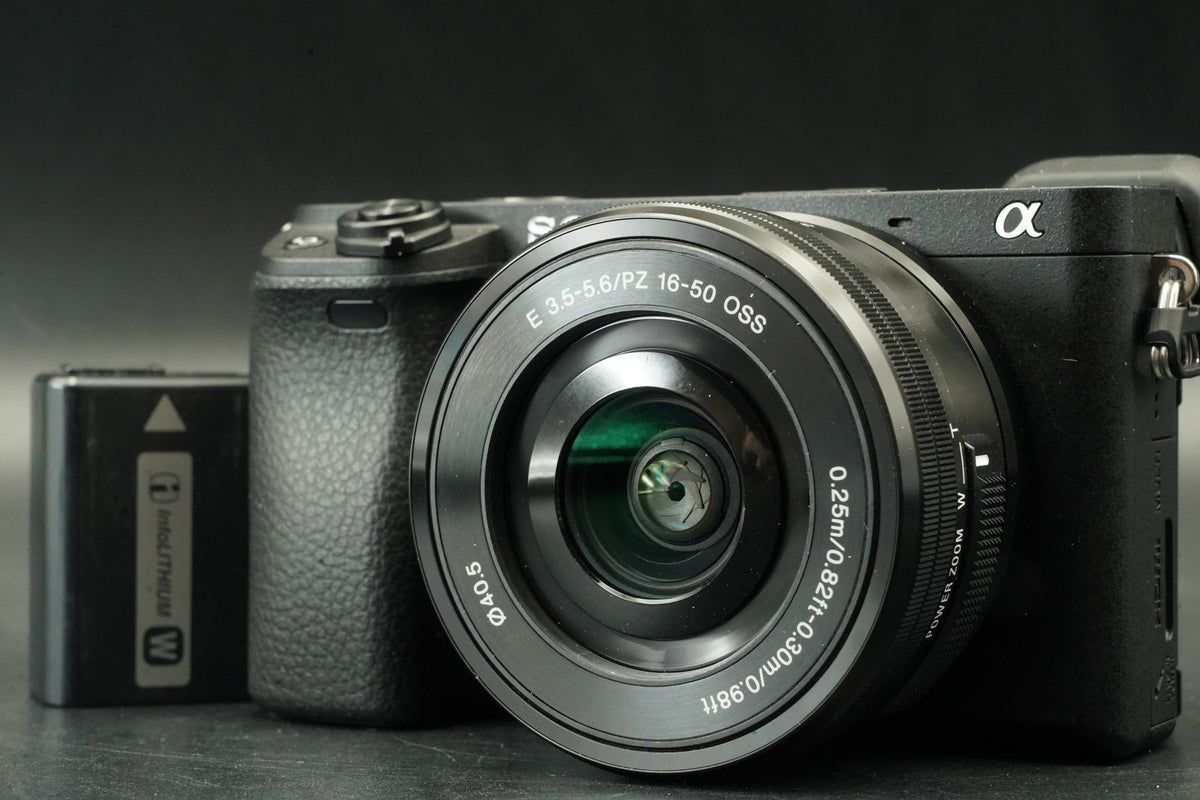Sony Alpha a6300 Mirrorless Digital Camera w/ lens Black -928 cuts- #12150