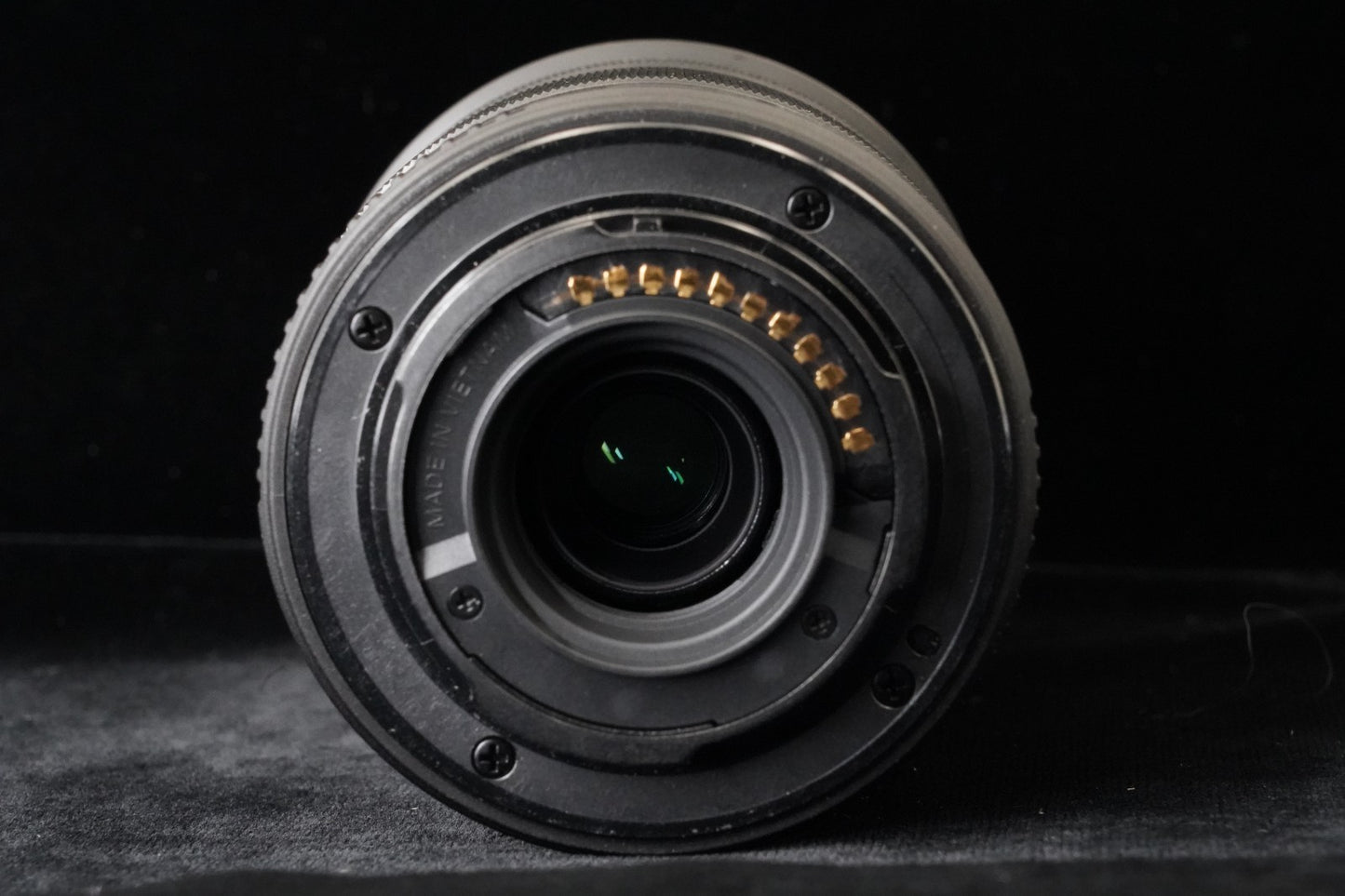 Olympus E-PL8 14-42mm / 40-150mm 2 Lenses Digital Camera US Duty Paid 9888