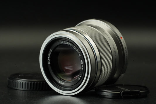 Olympus M.ZUIKO DIGITAL 45mm f/1.8 Lens Silver Japan #12097