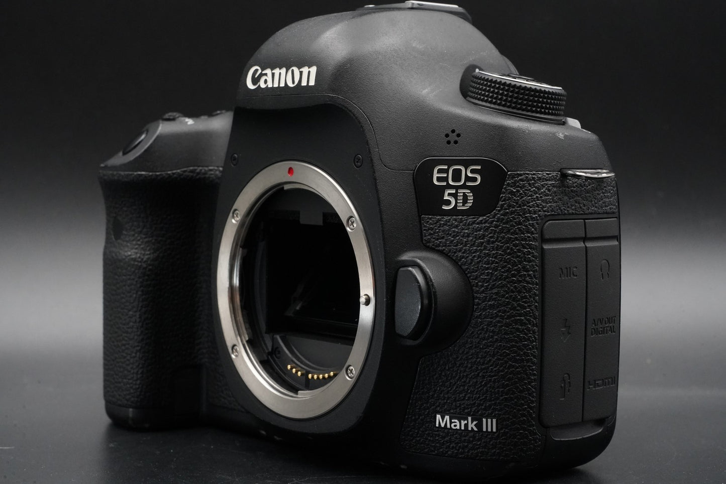 Canon EOS 5D Mark III Digital Full Frame Camera DSLR Body US Duty Paid 10943