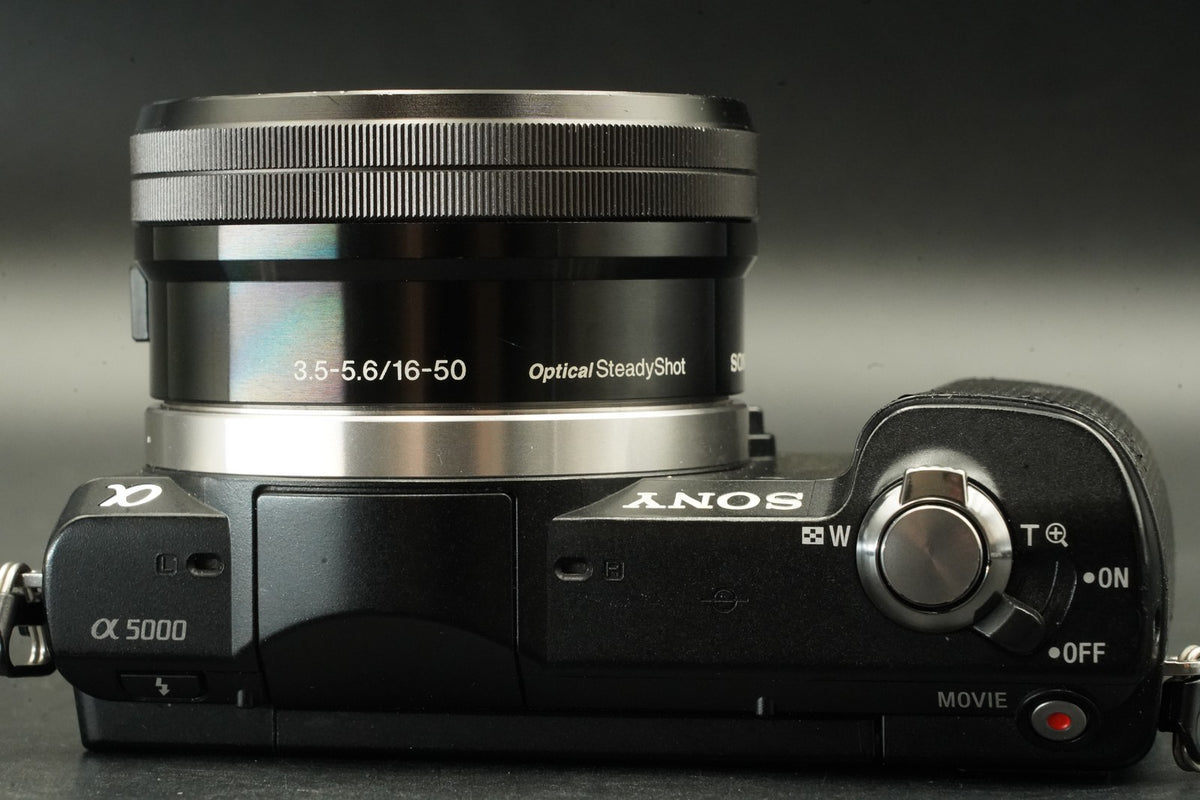 Sony Alpha a5000 Digital Camera with Lens Black -19709 cuts- US STOCK #11990