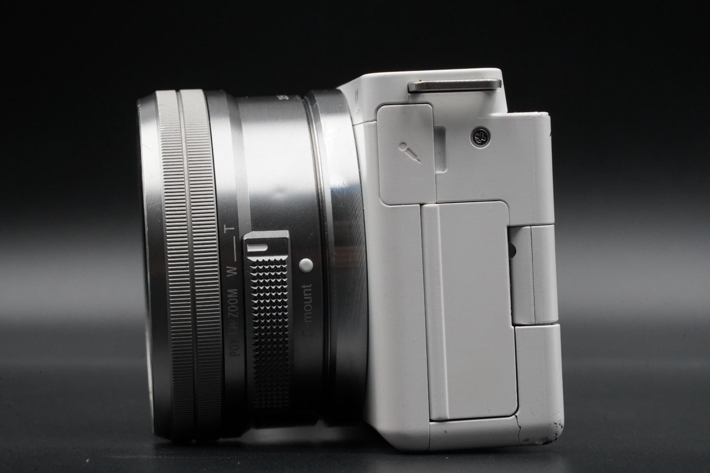 Sony Alpha ZV-E10 with Lens Mirrorless Vlog Camera White US Duty Paid 10469