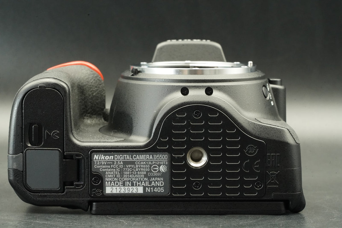 Nikon D5500 DSLR Digital Camera Body Only Black -1948 cuts- #12487