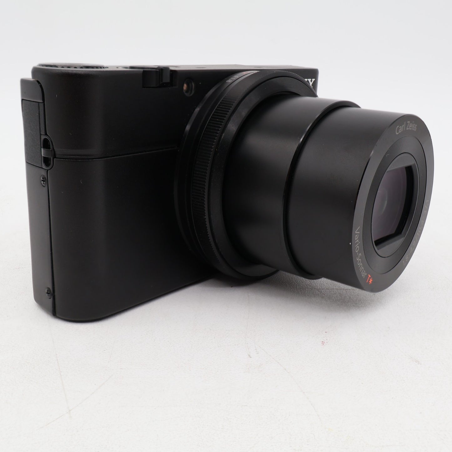 Sony Cyber-Shot DSC-RX100 35 Language Camera 8749 8752-8759 US DUTY PAID R0043