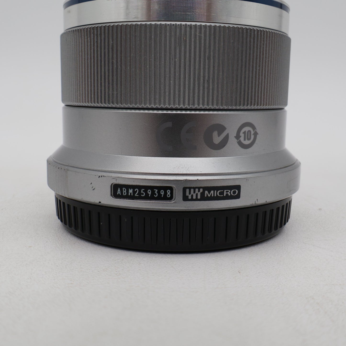 OLYMPUS M.ZUIKO 45mm F/1.8 Silver Lens Micro Four Thirds US Duty Paid R0384