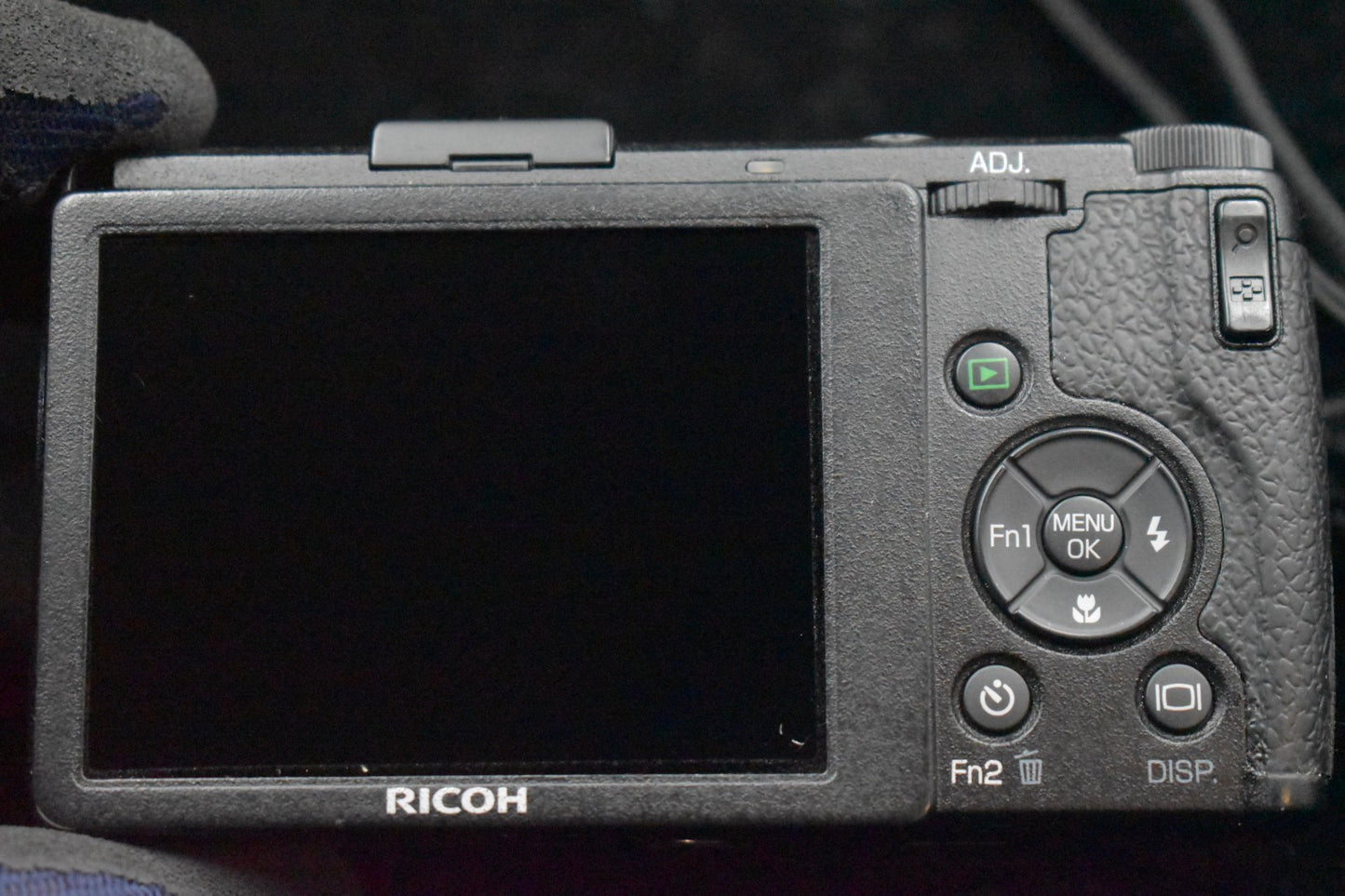 [US Duty Paid] Ricoh GR Digital IV 10.4MP Digital Camera Black 9010