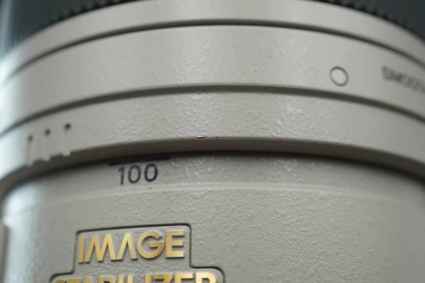 Canon EF 100-400mm f/4.5-5.6 L IS USM AF Zoom Lens US Duty Paid 11317