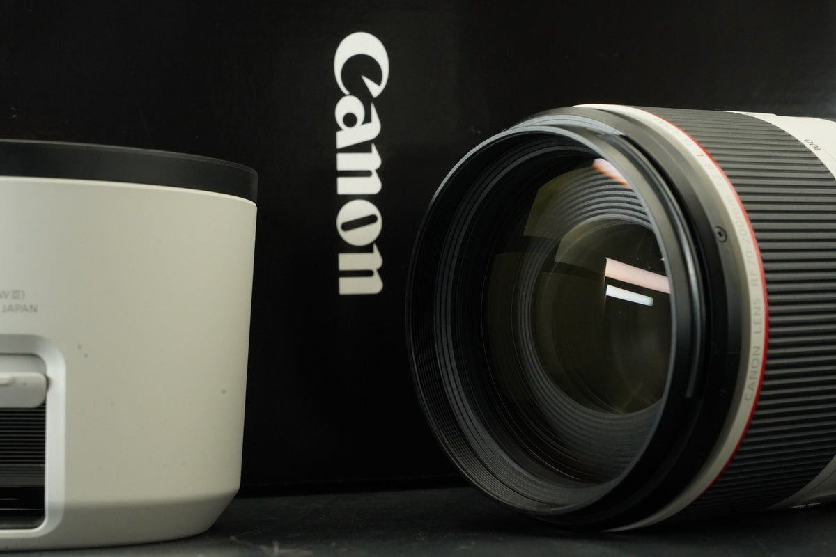 Canon RF 70-200mm f/2.8 L IS USM Lens ALMOST UNUSED #11726