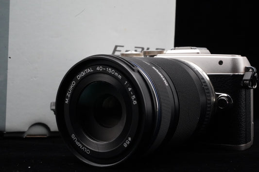 Olympus PEN E-PL7 Digital Camera Silver with 14-42mm Lens US STOCK #9544