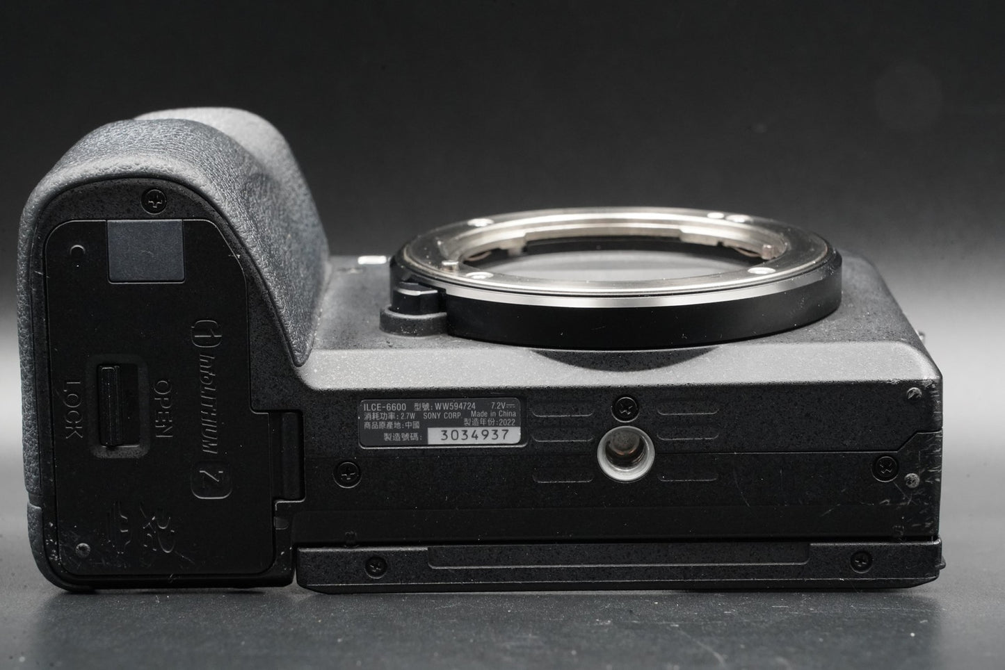 Sony Alpha a6600 ILCE-6600 English Language US DUTY PAID 10464