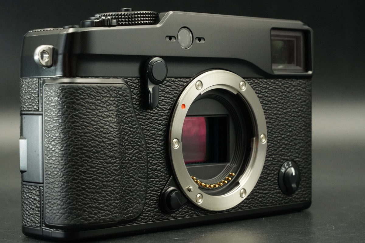 Fujifilm X-Pro1 Mirrorless Digital Camera Black #12200