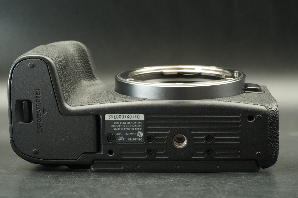 Canon EOS RP Full Frame Mirrorless Digital Camera Body -11% cut- #12106