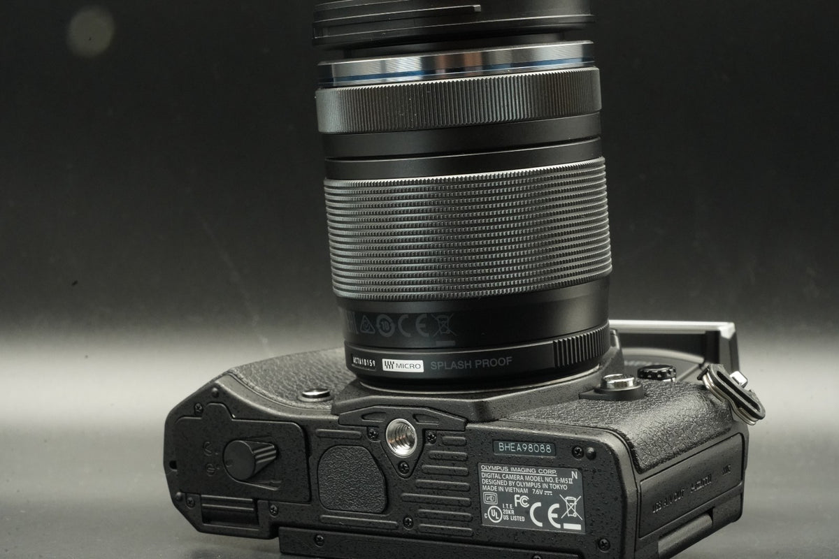 Olympus OM-D E-M5 Mark II w/ M.ZUIKO 14-150 Lens Black -19392 cuts- #11473