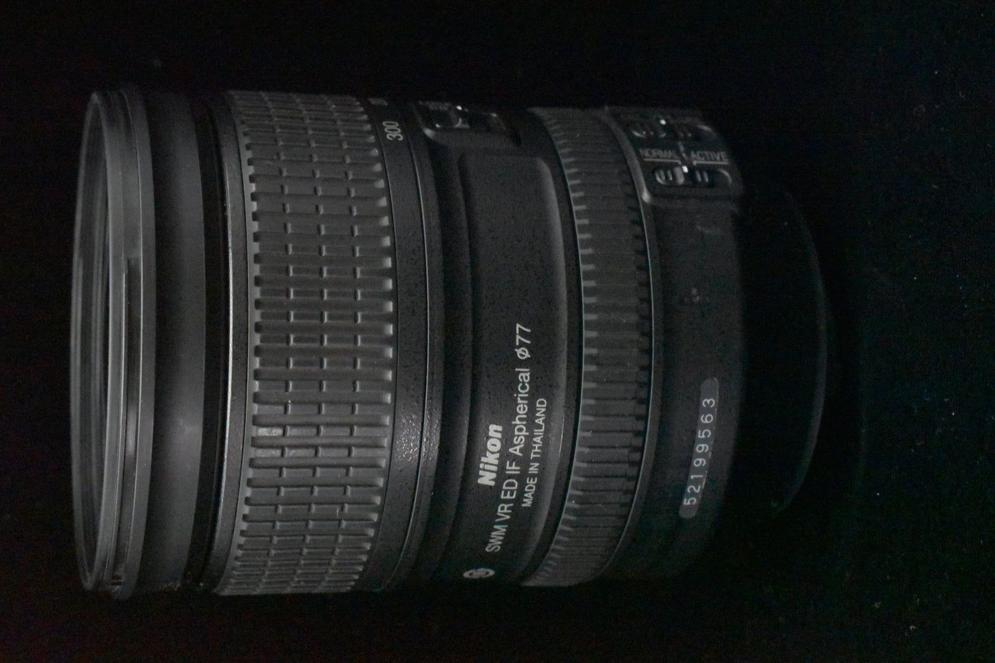 Nikon AF-S FX NIKKOR 28-300mm F/3.5-5.6G ED VR Zoom Lens Near Mint 10581