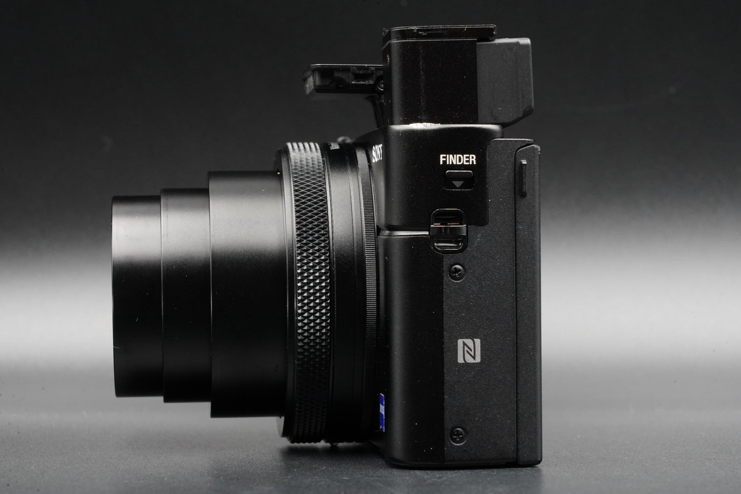 Sony Cyber-Shot DSC-RX100M7 VII Mark 7 Digital Camera US Duty Paid 10647