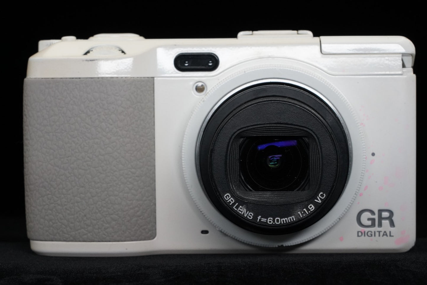 Ricoh GR Digital IV 10.4MP Digital Camera White US Duty Paid 10178
