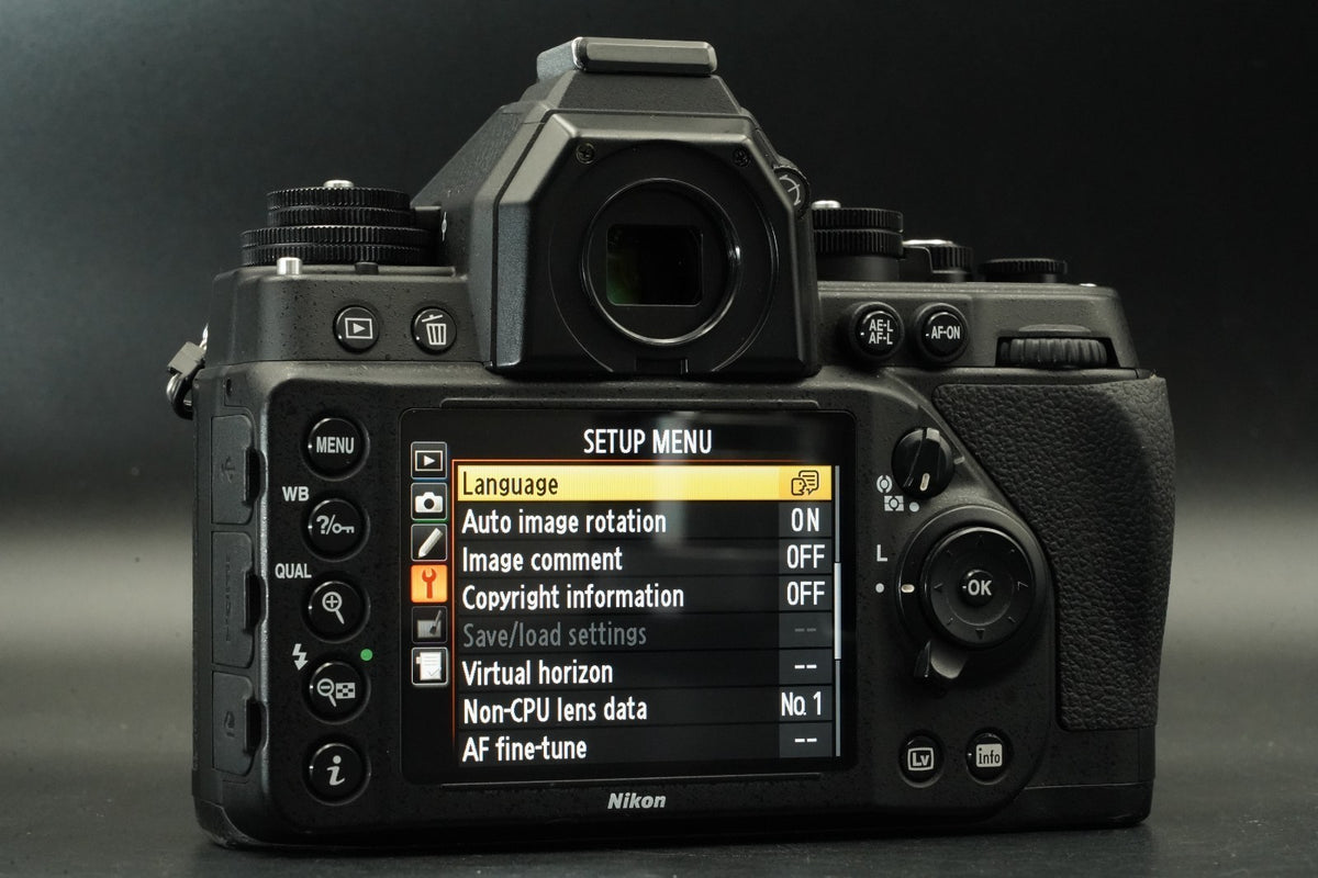 Nikon Df Black DSLR Digital Camera Body -71643 cuts- #11593