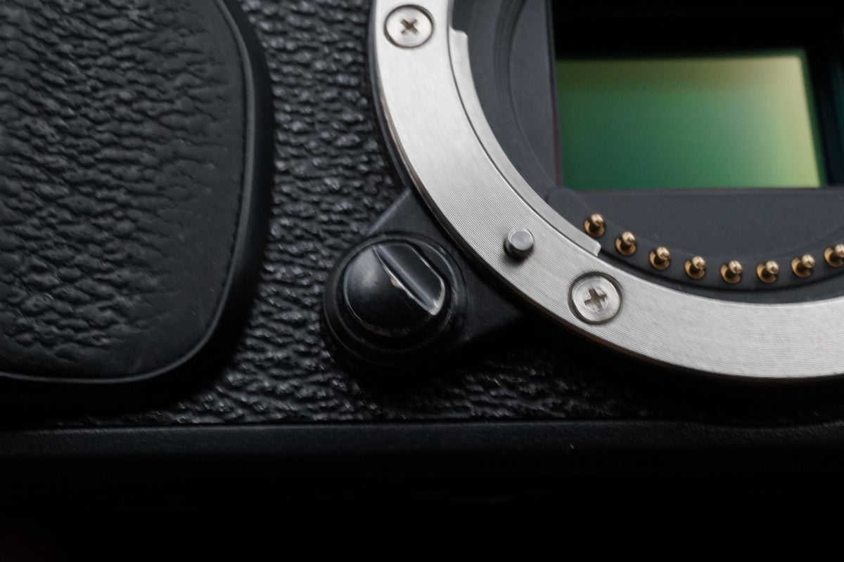Fujifilm X-E1 16.3MP Digital SLR Camera Body Black US STOCK #9553