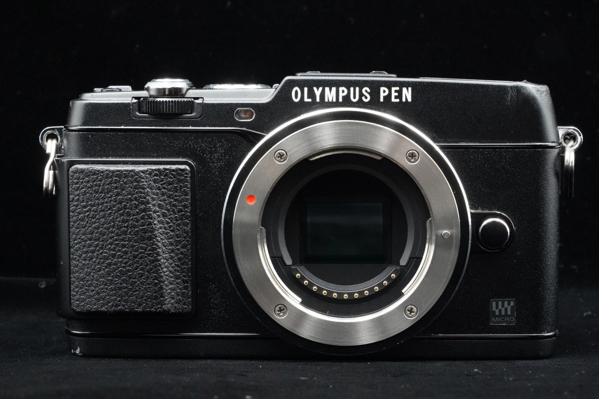 Olympus PEN E-P5 Black Body Wifi Digital Camera US STOCK #9838