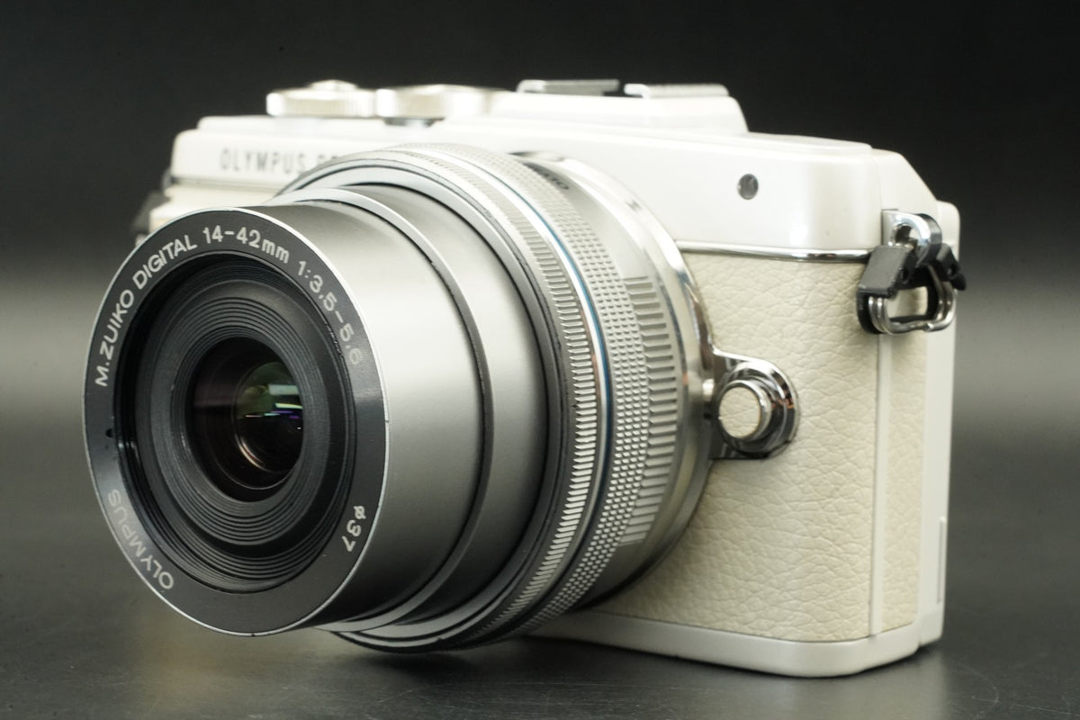Olympus PEN E-PL7 Digital Camera White with 14-42mm Lens US STOCK #12202