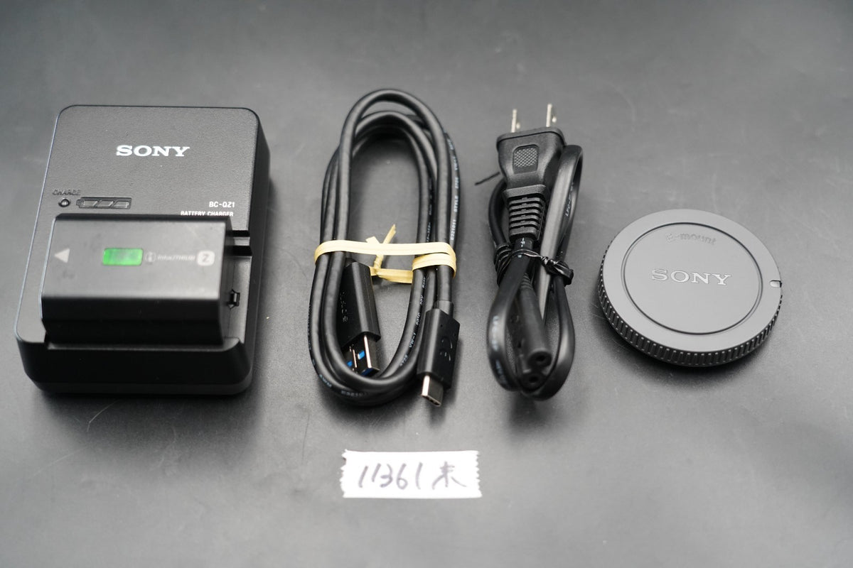 Sony A7R IV ILCE-7RM4 Spiegellose Digitalkamera Englisch OK -37970...