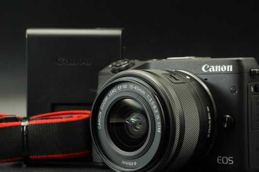 Canon EOS M3 Spiegellose Digitalkamera EF-M 18-55mm f/3.5-5.6 IS STM #11785