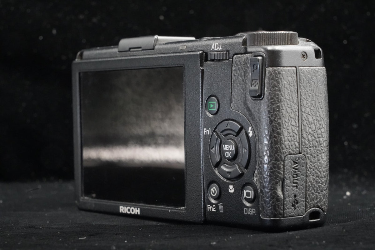 Ricoh GR Digital III 3 10.0MP Digital Camera JAPAN [] US STOCK #9529