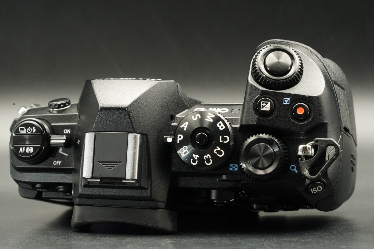 Olympus OM-D E-M1 Mark III Camera Body -Shutter Count 39362 US STOCK #11529
