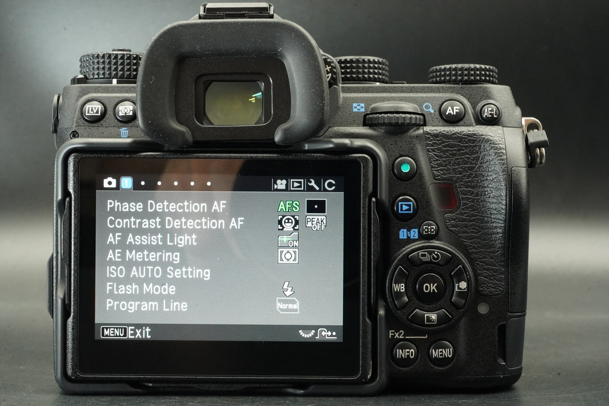 PENTAX K-1 Mark II Digital Camera + D-BG6 Battery Grip -SC 2%- #11985