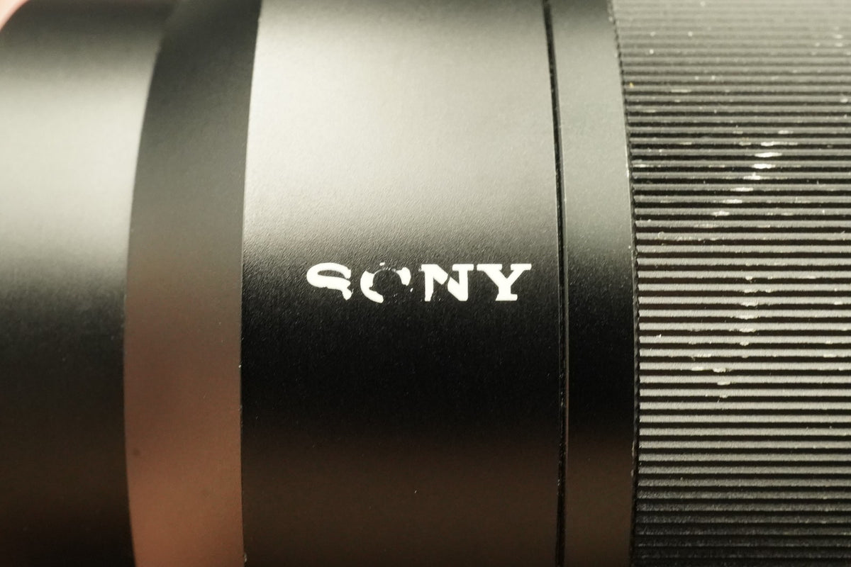 Sony Vario-Tessar T* E 16-70mm F/4 ZA OSS SEL1670Z (APS-C / Sony US STOCK #12130