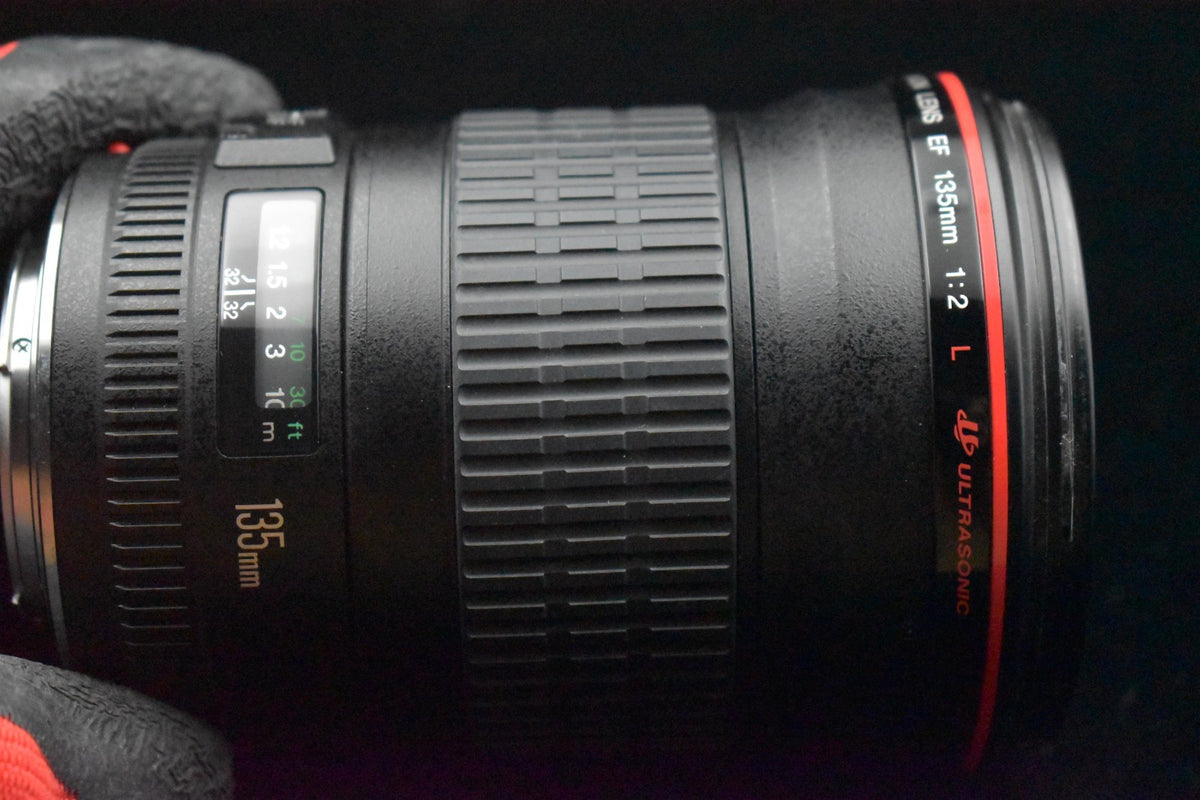 Canon EF 135mm f/2 L USM Telephoto Lens Hood USA Seller Duty Paid #9372